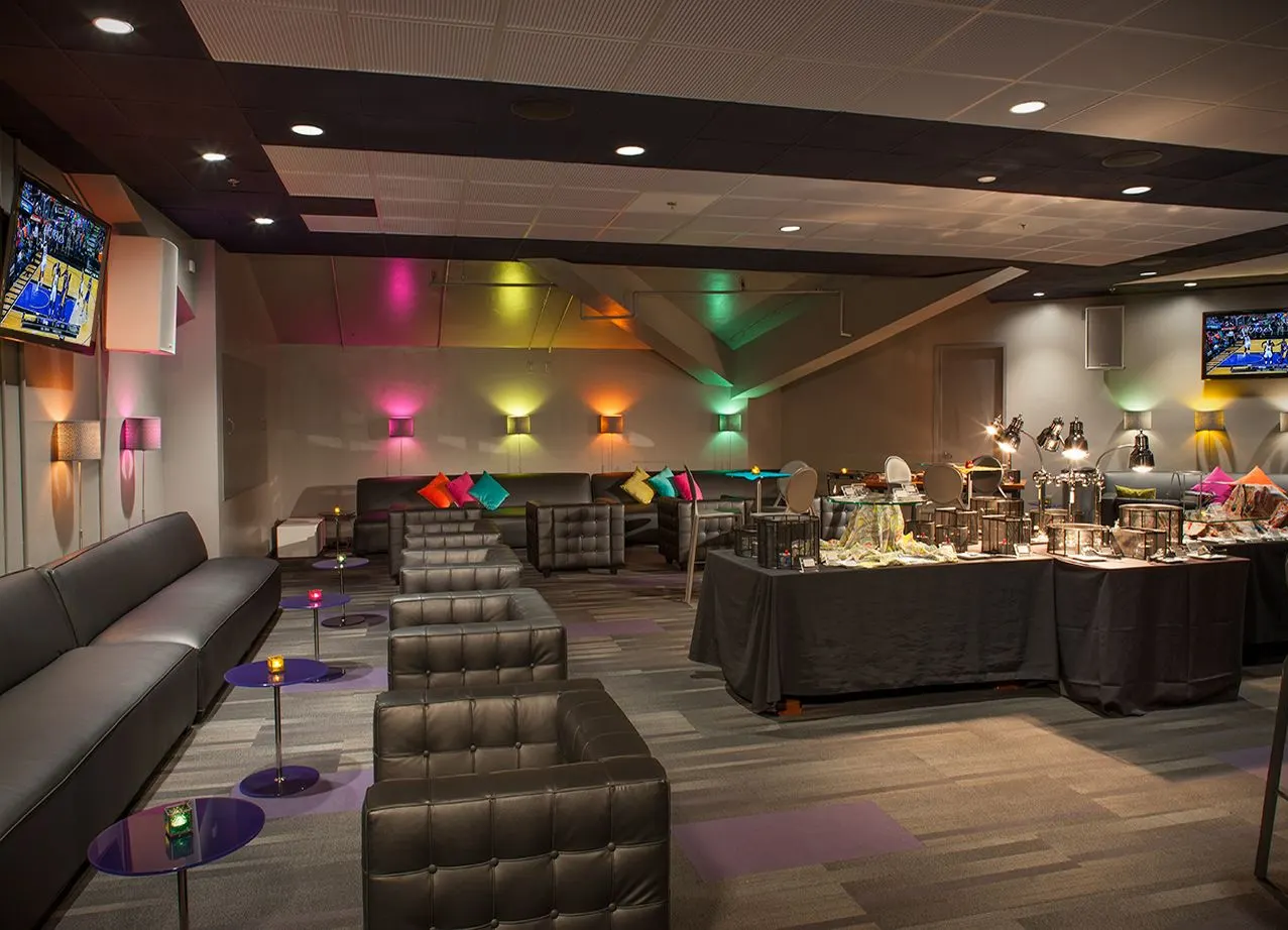 Sacramento Kings Corporate Interiors, Sacramento, CA. Design Tech | photograph by Ed Asmus