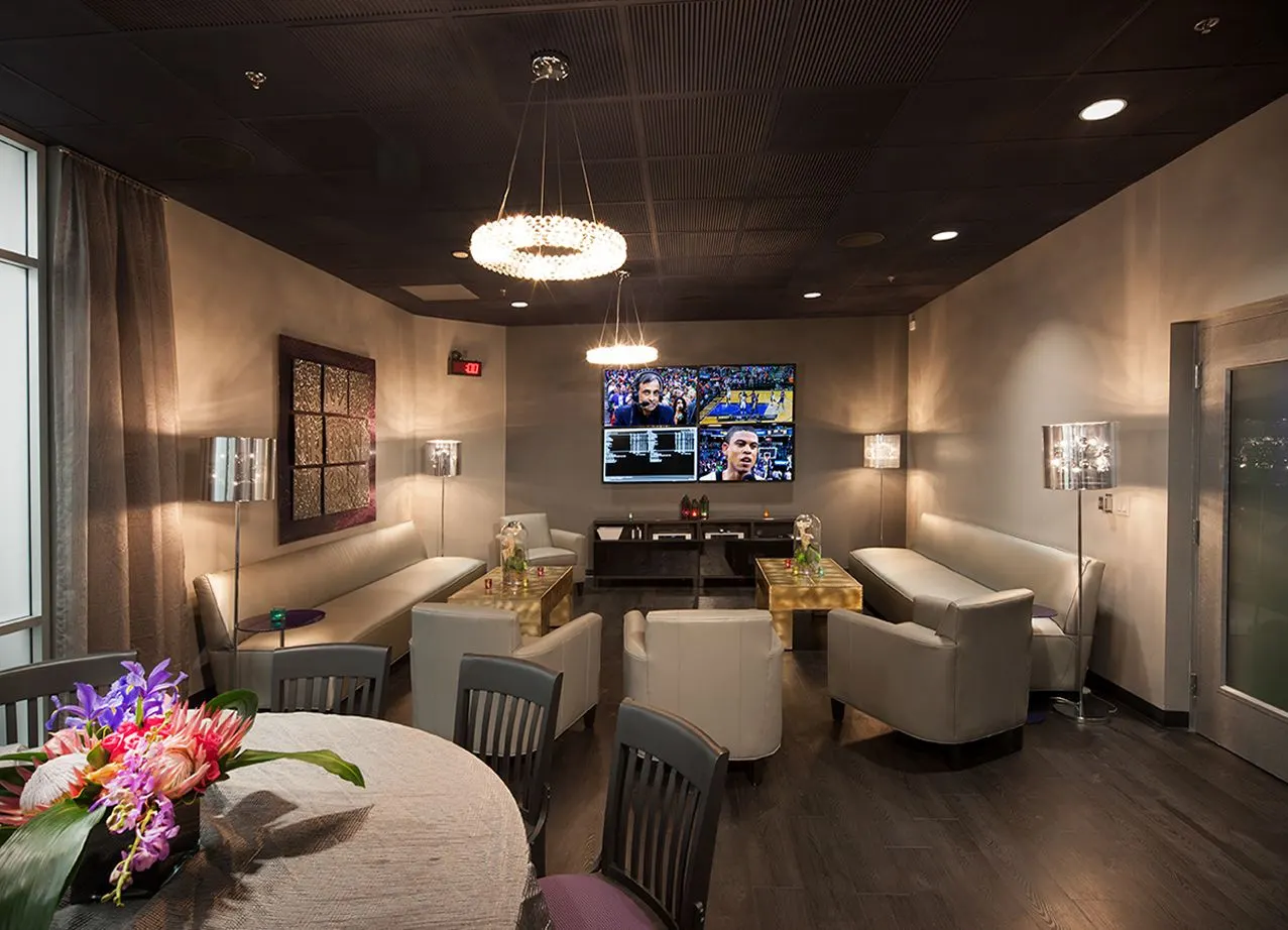 Sacramento Kings Corporate Interiors, Sacramento, CA.  Design Tech | photograph by Ed Asmus