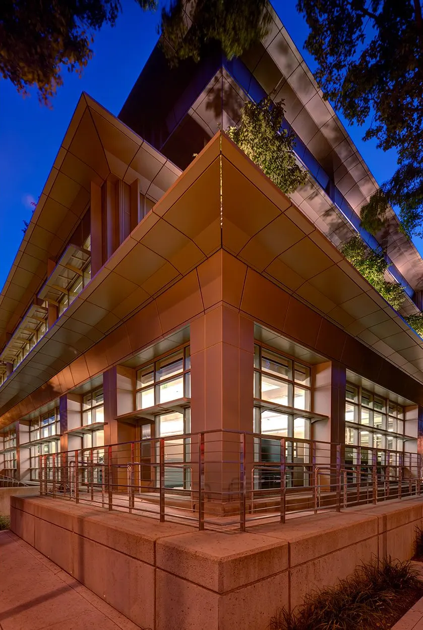 Calipers, Sacramento, CA. Nacht & Lewis Architects | photograph by Ed Asmus