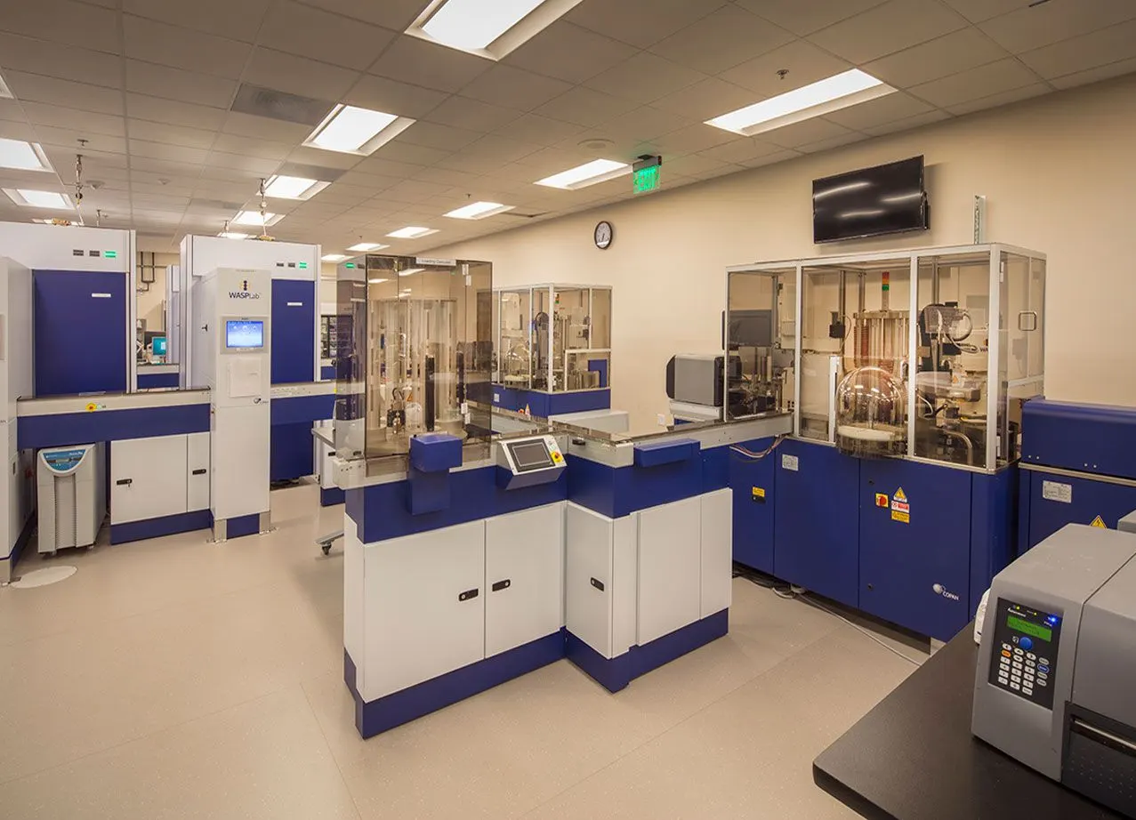 Livermore Expansion Lab, Livermore, CA. Whiting -Turner & HGA Architects | photograph by Ed Asmus