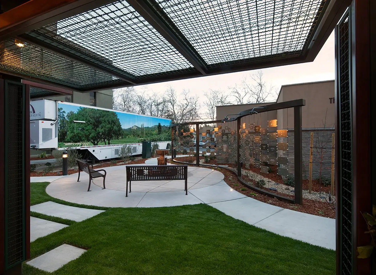 Sonoma Hospital, Sonoma, CA. Nacht & Lewis Architects | photograph by Ed Asmus