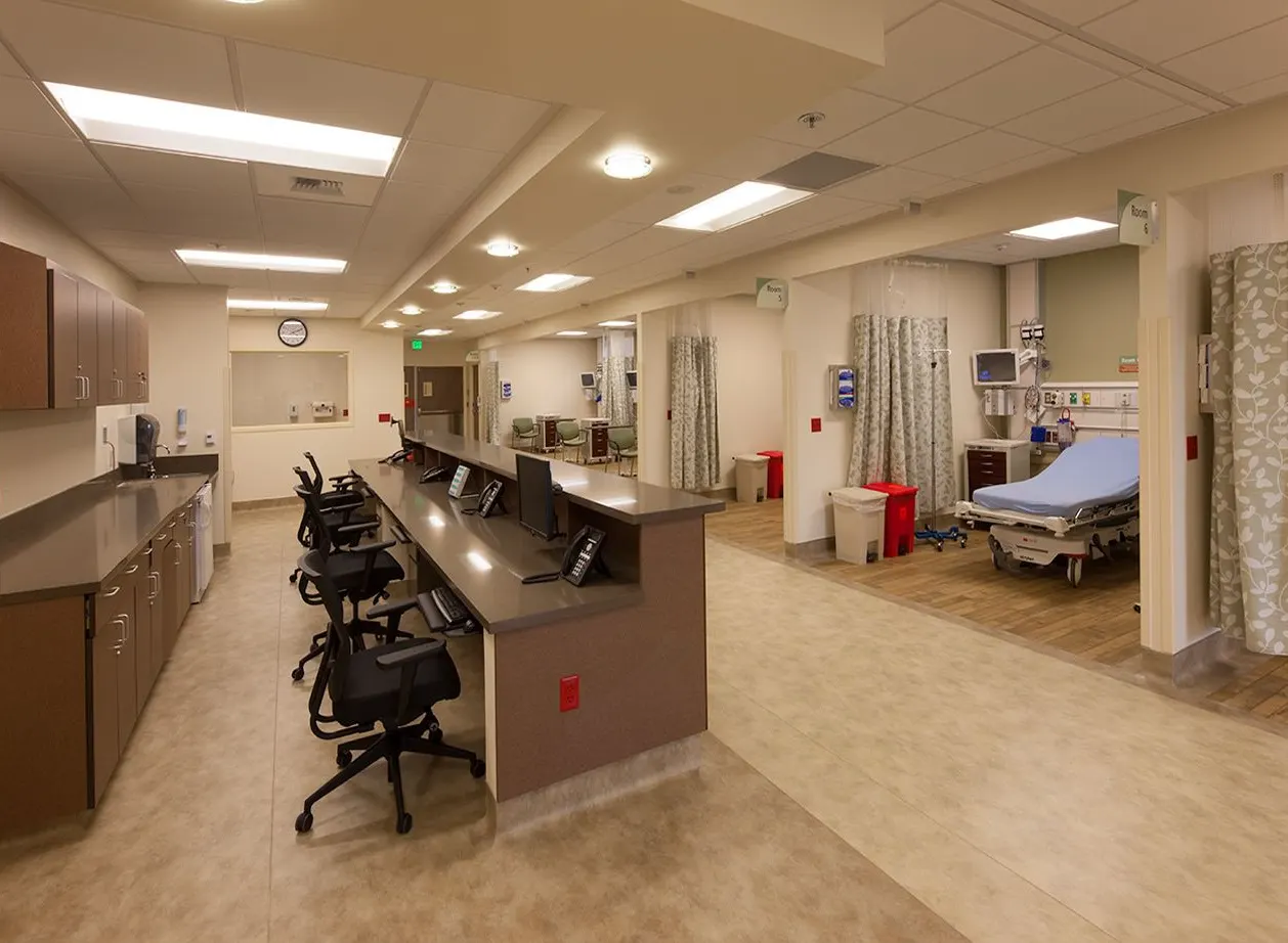 Sonoma Hospital, Sonoma, CA. Nacht & Lewis Architects | photograph by Ed Asmus