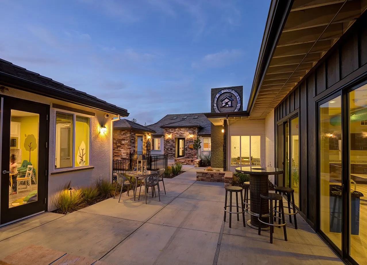 Transformation Center Power House Ministries, Folsom, CA.  Studio 81 International | photograph by Ed Asmus