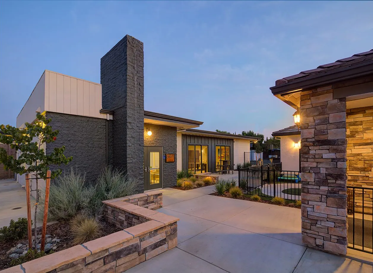 Transformation Center Power House Ministries, Folsom, CA.  Studio 81 International | photograph by Ed Asmus