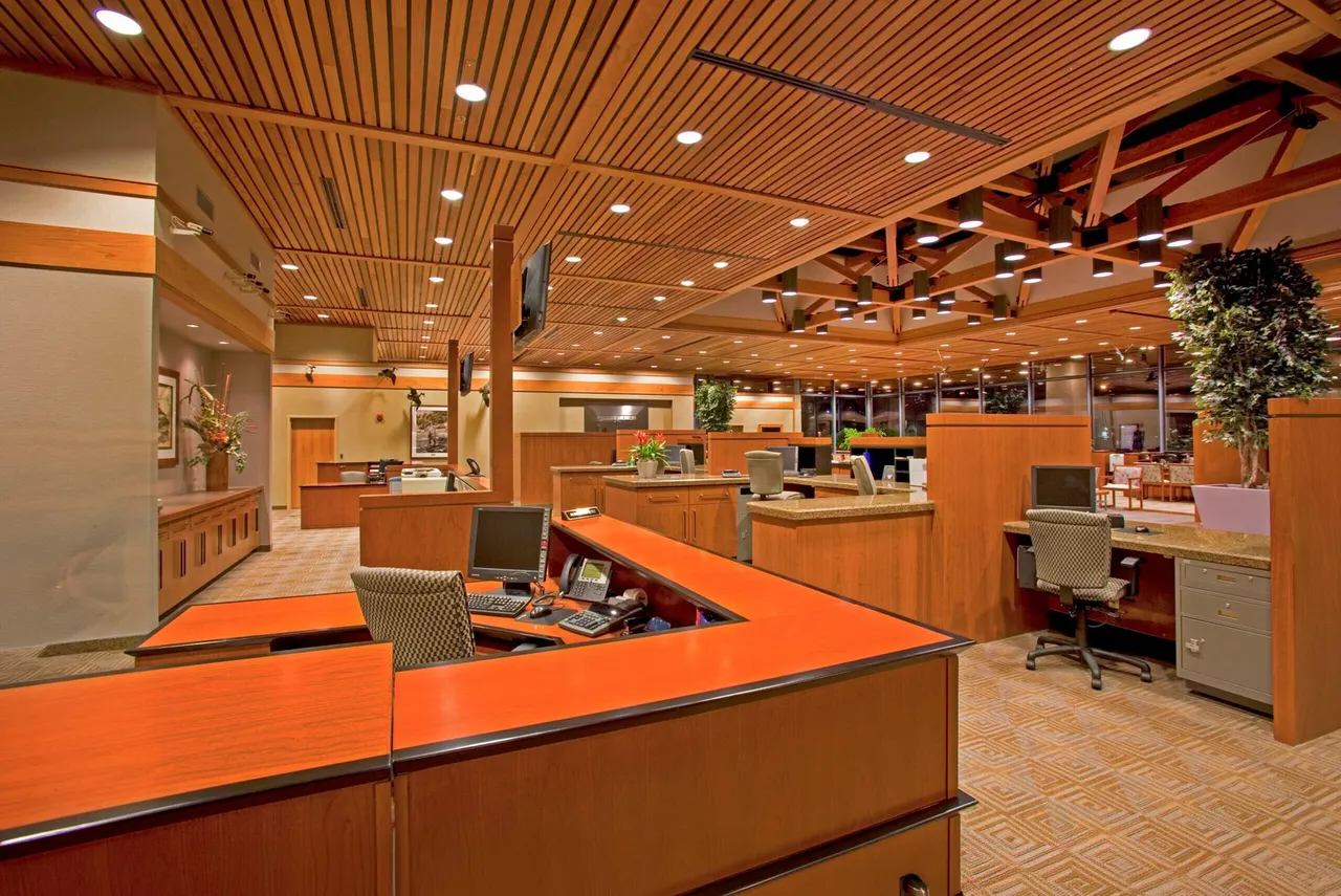 Bank of Stockton, Elk  Grove Branch, Elk Grove, CA. Camille Horton Design | photograph by Ed Asmus