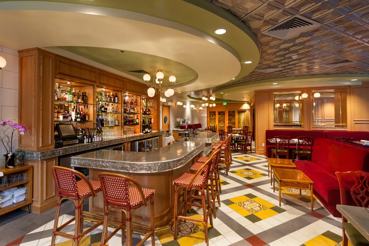 Brasserie Capitale, Sacramento, CA.  Design Tech | photograph by Ed Asmus
