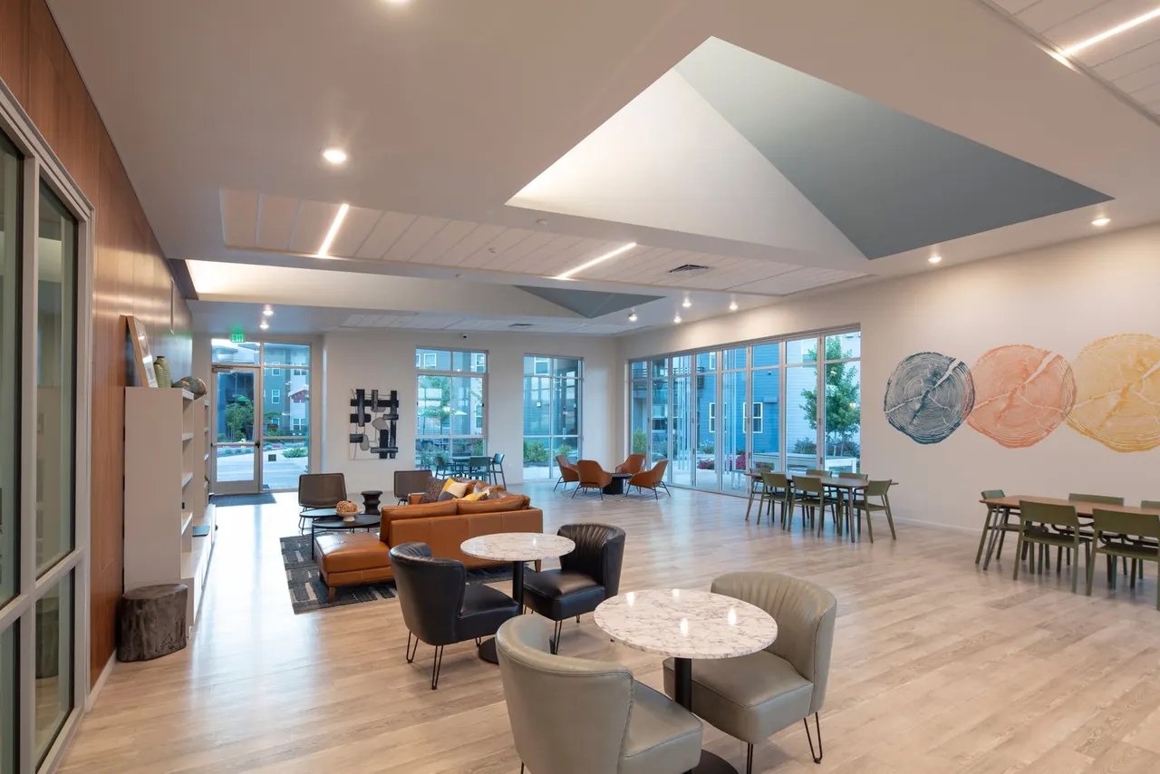 North Creek Crossing at Meriam Park, Chico, CA. Mogavero Architects, Sunseri Construction & Affordable Housing Development | photograph by Ed Asmus