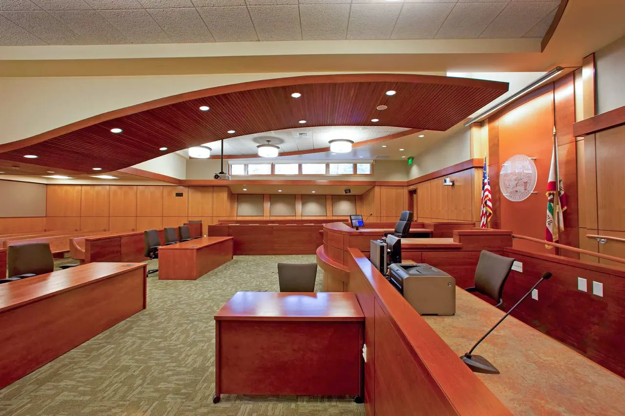 Superior Court of California, Plumas Sierra, CA. Nacht & Lewis Architects | photograph by Ed Asmus