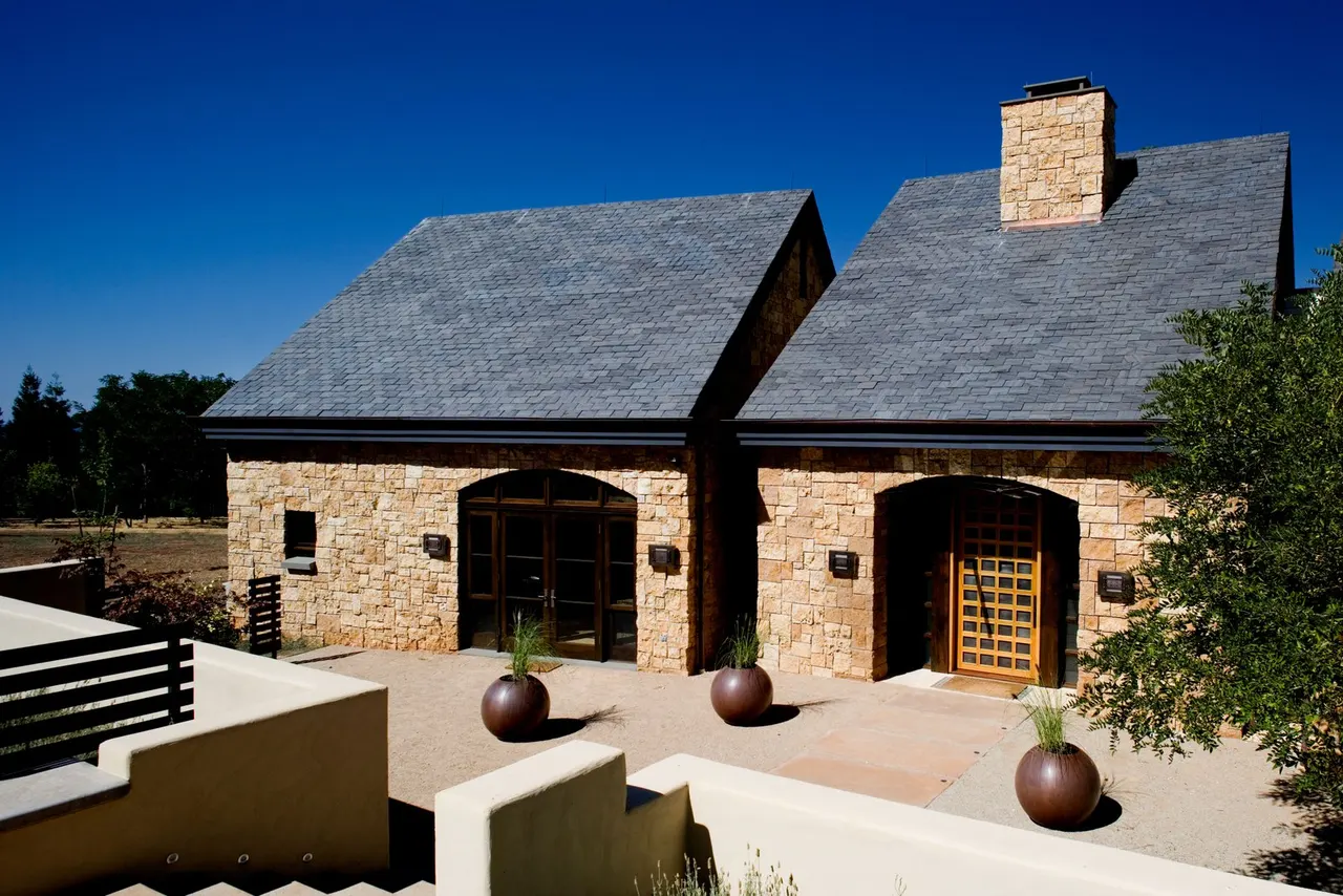 Private Residence, Auburn, CA, Prentiss Architects | photograph by Ed Asmus
