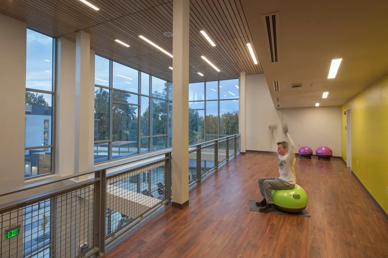 Sacramento State Riverview Residence Hall, Sacramento, CA | photograph by Ed Asmus
