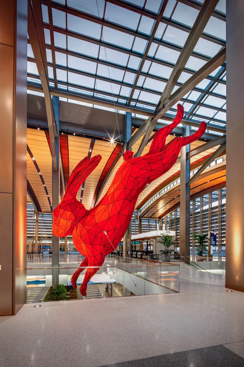 Sacramento International Airport, Sacramento, CA | photograph by Ed Asmus