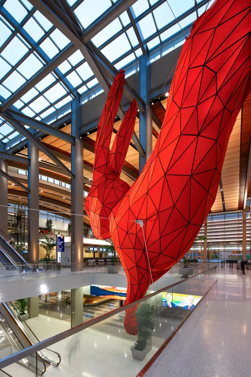 Sacramento International Airport, Sacramento, CA | photograph by Ed Asmus
