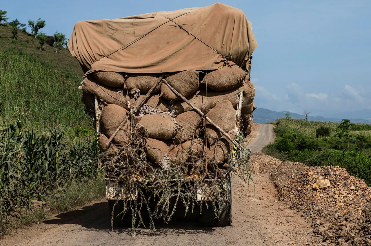 People From Another World: Ethiopia's Omo Valley | photograph by Ed Asmus