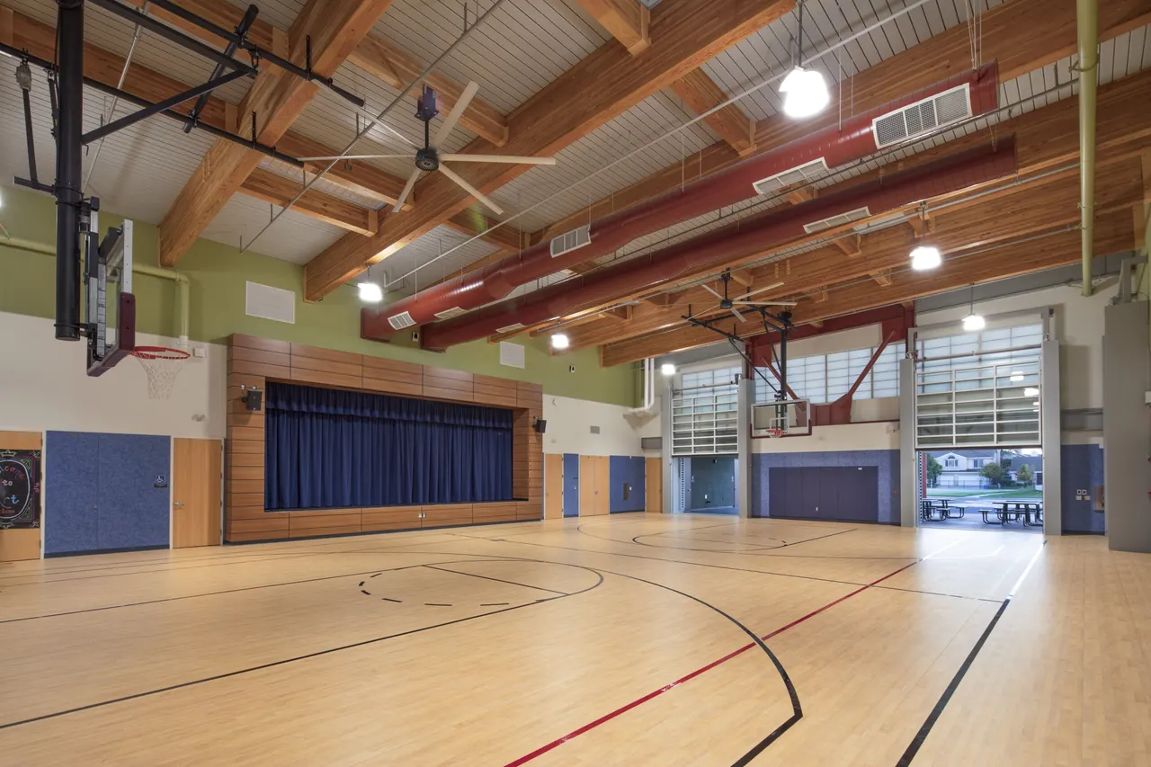 Star Academy, Natomas, CA | photograph by Ed Asmus