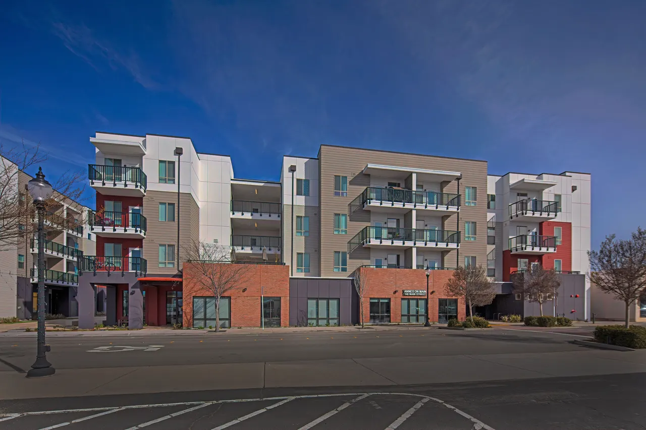 140 Main Street | photograph by Ed Asmus