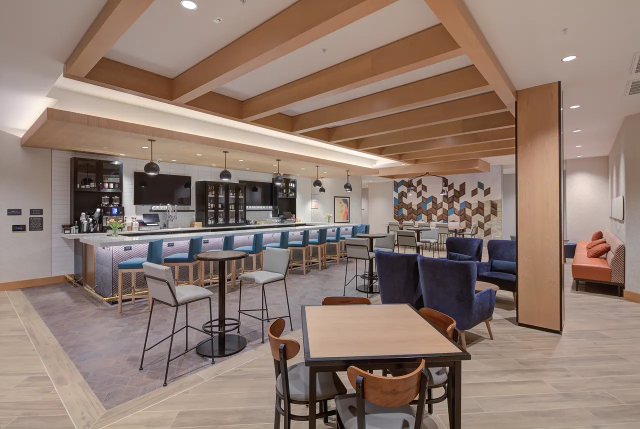 Hyatt House Sacramento Airport, Sacramento, CA  HRGA Architects | photograph by Ed Asmus