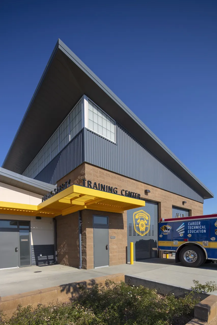 Inderkum High School Public Safety Training Center, Sacramento, CA | photograph by Ed Asmus