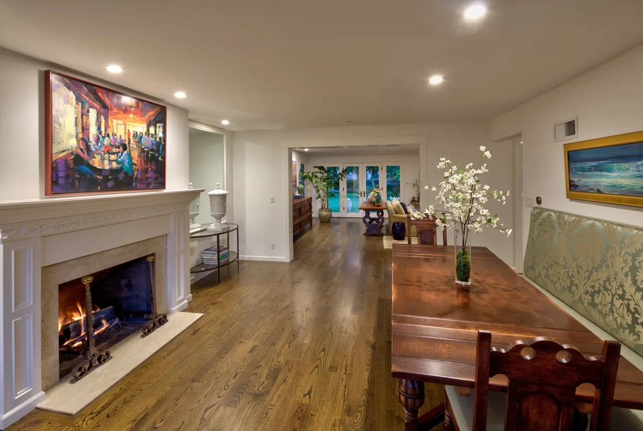 Private Residence, Sacramento, CA | photograph by Ed Asmus