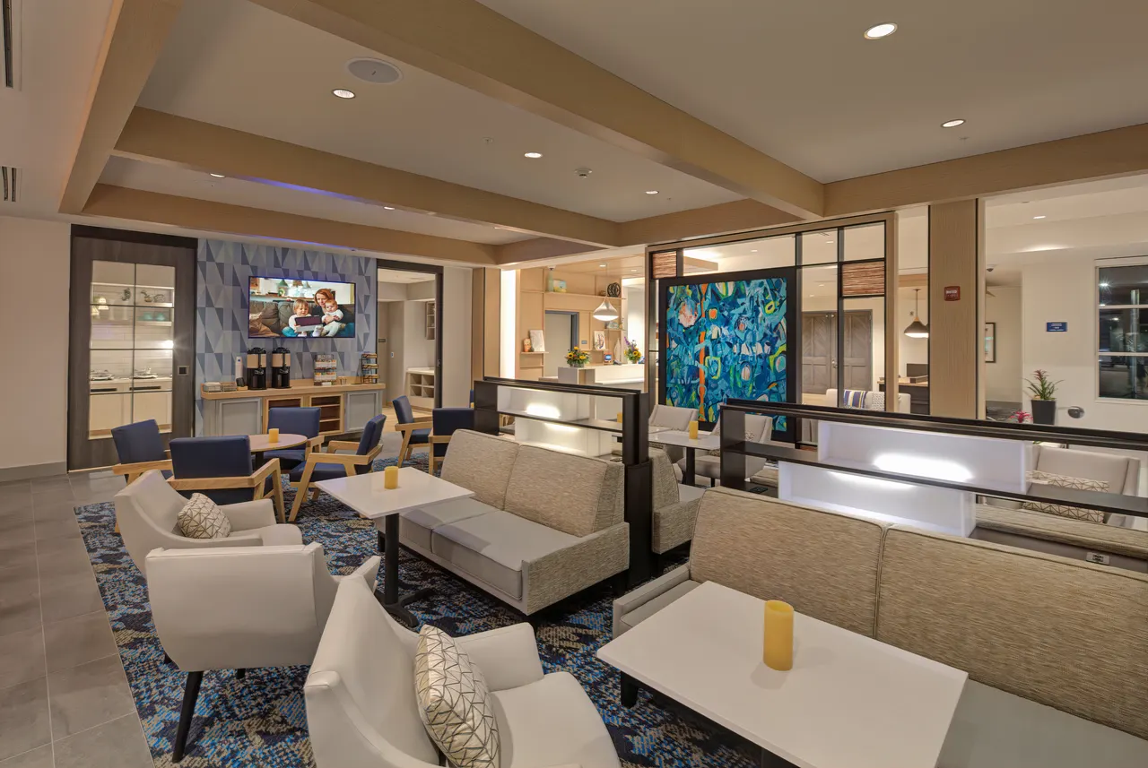 Hyatt House, Davis, CA. HRGA Architects | photograph by Ed Asmus